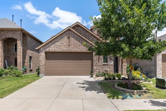 2718 Pease Dr, Forney, TX 75126