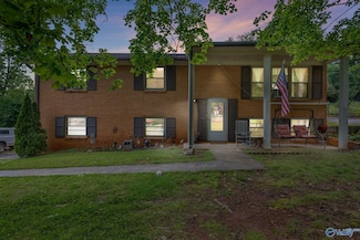 2209 Maysville Rd NE, Huntsville, AL 35811