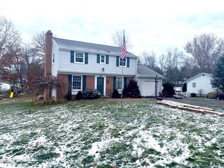 301 Buttonwood Ln, Muncy, PA 17756