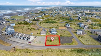 1571 E Ocean Shores Blvd SW, Ocean Shores, WA 98569