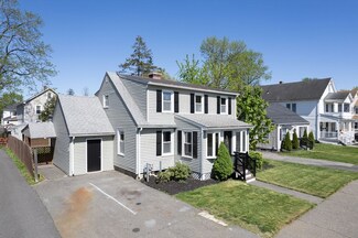 95 Windemere St, Springfield, MA 01104