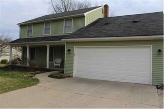 772 Lake Forest Rd, Rochester Hills, MI 48309