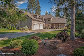 1692 E Pebblestone Ct, Hayden, ID 83835