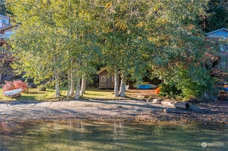 10 Inlet Cir, Bellingham, WA 98229