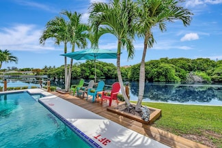 302 Venice Dr, Boynton Beach, FL 33426