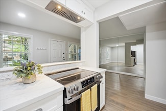3224 Timmons Ln Unit 143, Houston, TX 77027