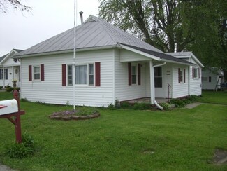 804 S Sycamore St, Fairmount, IN 46928