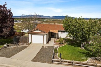 9888 W Fox Ridge Dr, Boise, ID 83709
