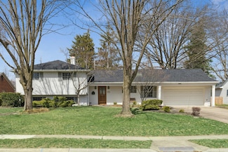 1350 Stoneygate Ln, Columbus, OH 43221