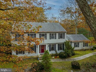 4 Duncan Ct, Medford, NJ 08055