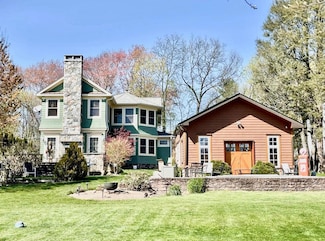 7 Renzulli Rd, Norwalk, CT 06851