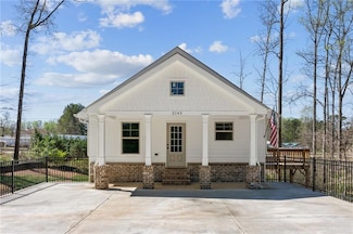 3143 Lee Cir, Buford, GA 30518