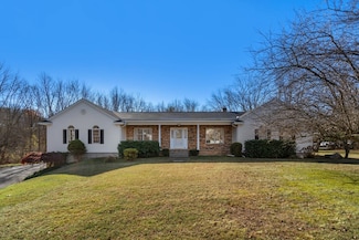 126 Larivee Ln, West Springfield, MA 01089