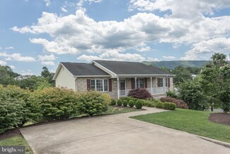 476 Dickerson Ln, Strasburg, VA 22657