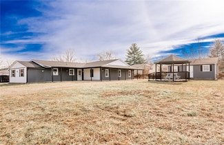 16118 Cottonwood Dr, Charlestown, IN 47111