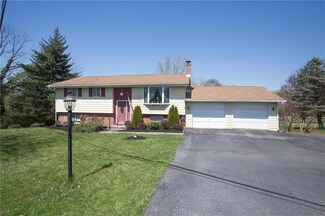 222 Cherry Hill Rd, Nazareth, PA 18064