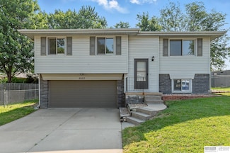 8107 S 153rd St, Omaha, NE 68138