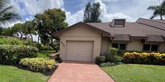 6730 Versailles Ct, Lake Worth, FL 33467