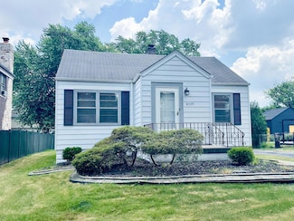 8339 Kraay Ave, Munster, IN 46321