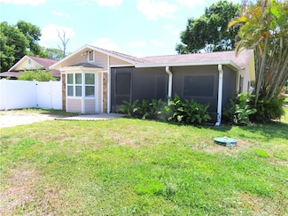 8725 22nd St, Vero Beach, FL 32966