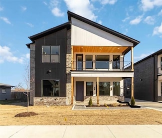 810 NW 11th St Unit 11, Bentonville, AR 72712