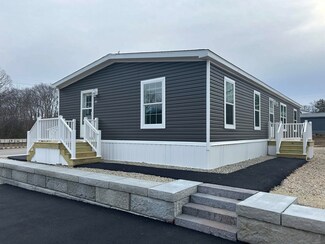 101 Sherwood Glenn, Somersworth, NH 03878