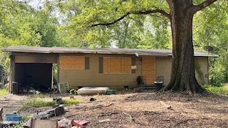 3162 Woodside Dr, Jackson, MS 39212