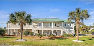 1 Scallop Ct, Saint Helena Island, SC 29920
