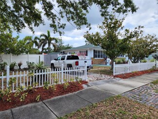516 86th Ave N, Saint Petersburg, FL 33702