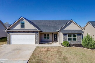 118 Bridgeville Way, Boiling Springs, SC 29316