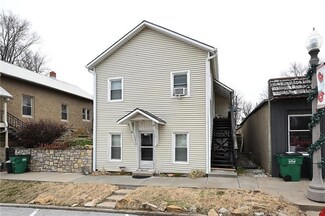 112 Main St, Platte City, MO 64079