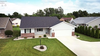 741 Tucker Rd, Fremont, OH 43420
