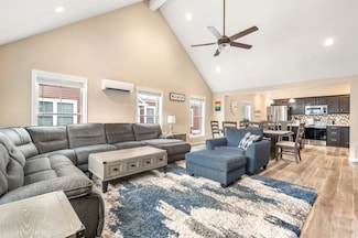 1 Elm St Unit 4, Boston, MA 02122