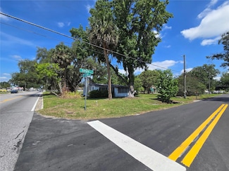 2704 Sample St, Kissimmee, FL 34744