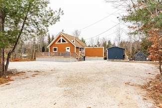 19 Nutter Cir, Barnstead, NH 03225