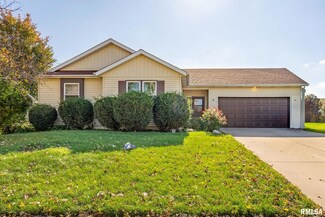2821 W Lombard St, Davenport, IA 52804