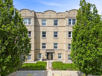 5054 N Troy St Unit 3, Chicago, IL 60625