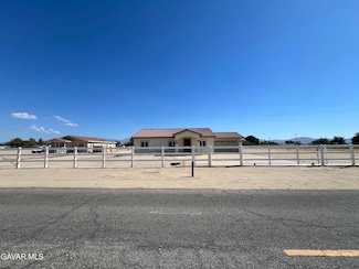 9726 E Avenue q12, Littlerock, CA 93543