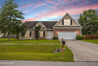 504 Pearl Valley Ct, Jacksonville, NC 28546