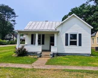 209 W 7th St, Manchester, OH 45144