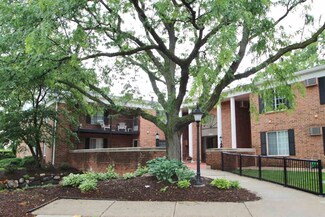 4924 Whitcomb Dr Unit 12, Madison, WI 53711