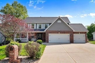 153 Oaklawn Dr, Glen Carbon, IL 62034