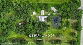 133 Park Land Dr, Lake Placid, FL 33852