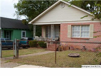 270 55th St, Fairfield, AL 35064