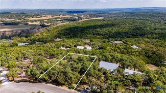 72 Welsh Pony Ct, Fischer, TX 78623