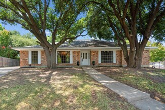 4316 Ridglea Country Club Dr, Benbrook, TX 76126