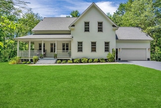 22 Carlisle Rd, Acton, MA 01720