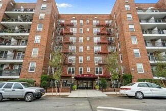 84-70 N 129 St Unit 4U, Kew Gardens, NY 11415