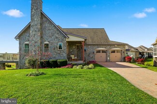 9 S Chamberlain Ct, Gettysburg, PA 17325