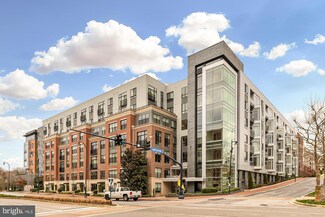 145 Riverhaven Dr Unit L07, National Harbor, MD 20745